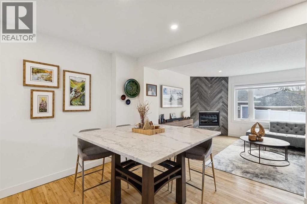 4412 Amiens Road detail 3