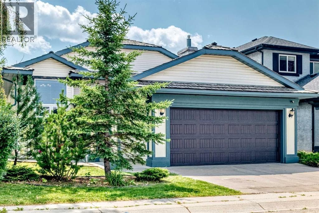 OPEN HOUSE August 22nd Saturday 11am-1pm. Fall in ... - Image 1
