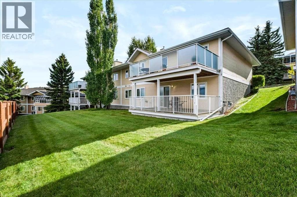 140 Strathaven Circle detail 2